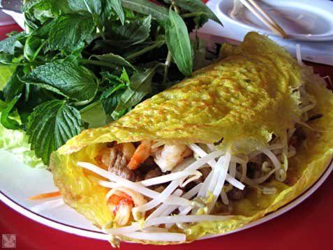 Làm bánh xèo thơm ngon ngày lạnh - 5
